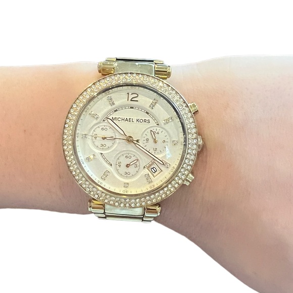 Michael Kors Gold Pave Watch - Picture 1 of 8